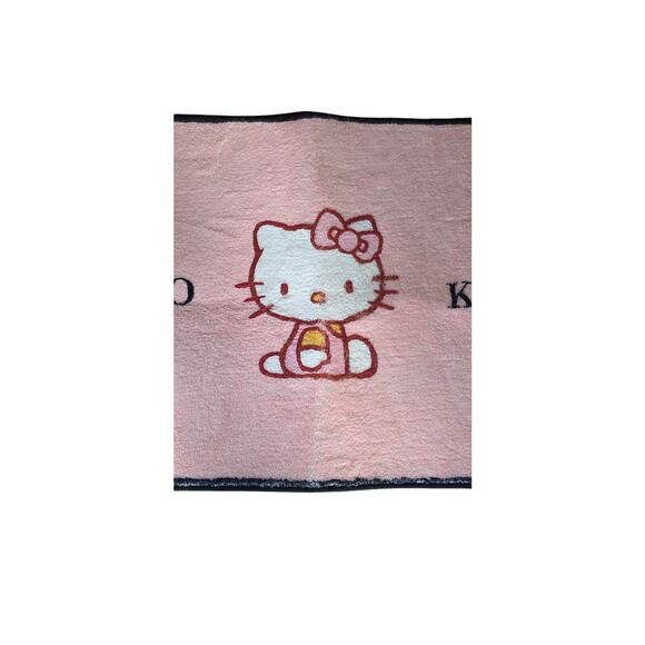 Hello Kitty Pink Accent Rug – Plush & Cute - Picture 2 of 3